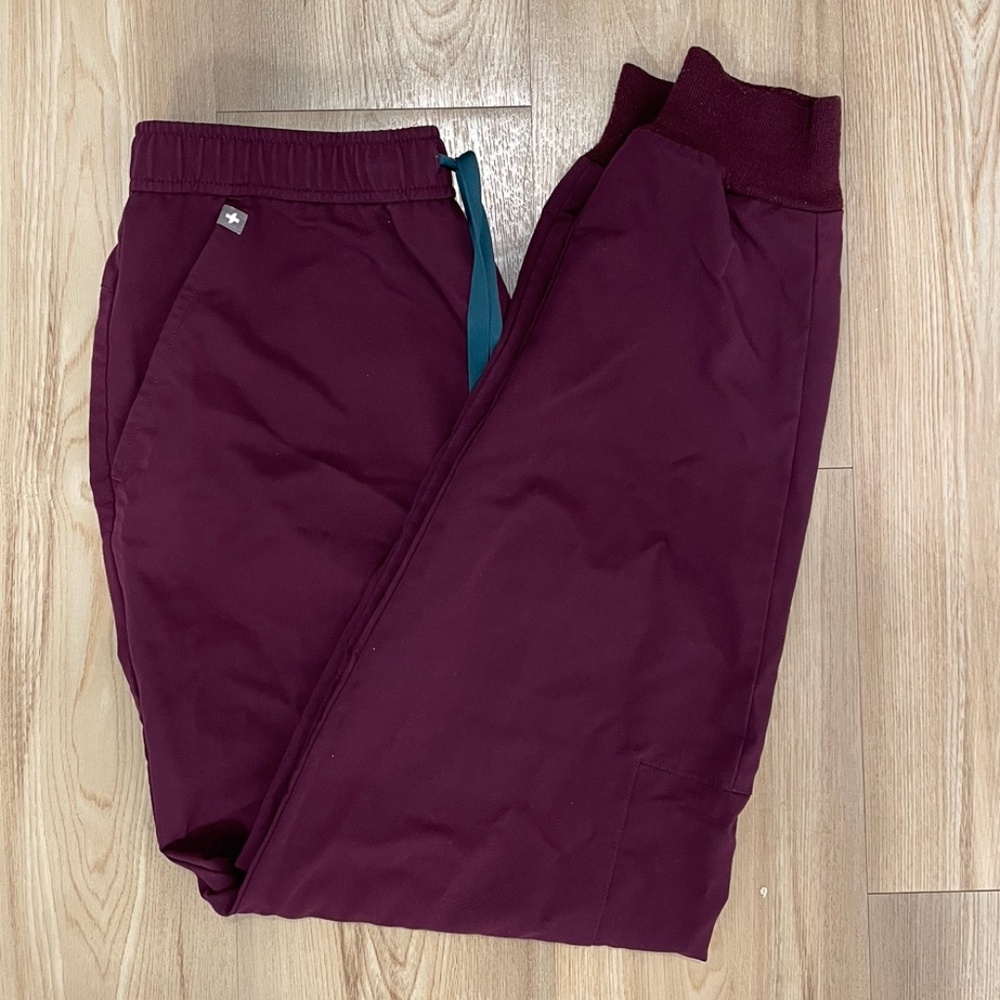 Figs Men's Deep Purple Tansen Jogger Scrub Pants